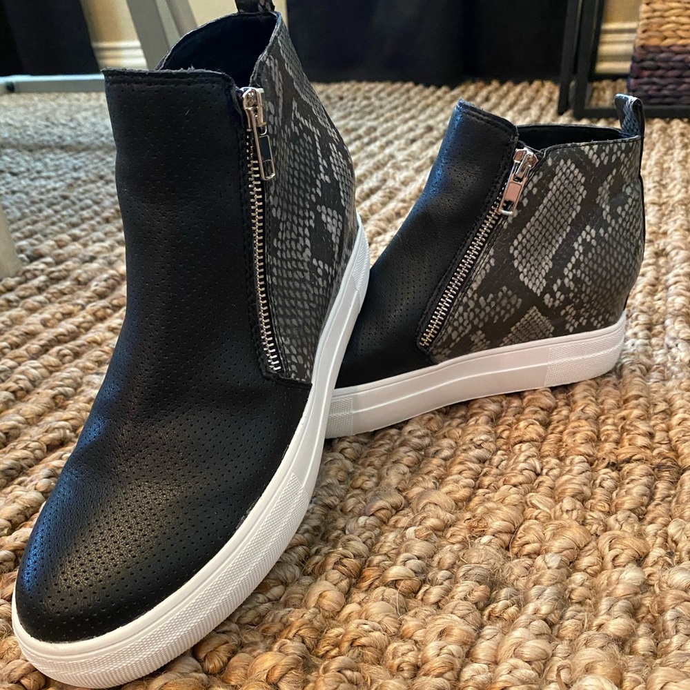 Steve Madden heeled sneakers size 7.5 (women’s)